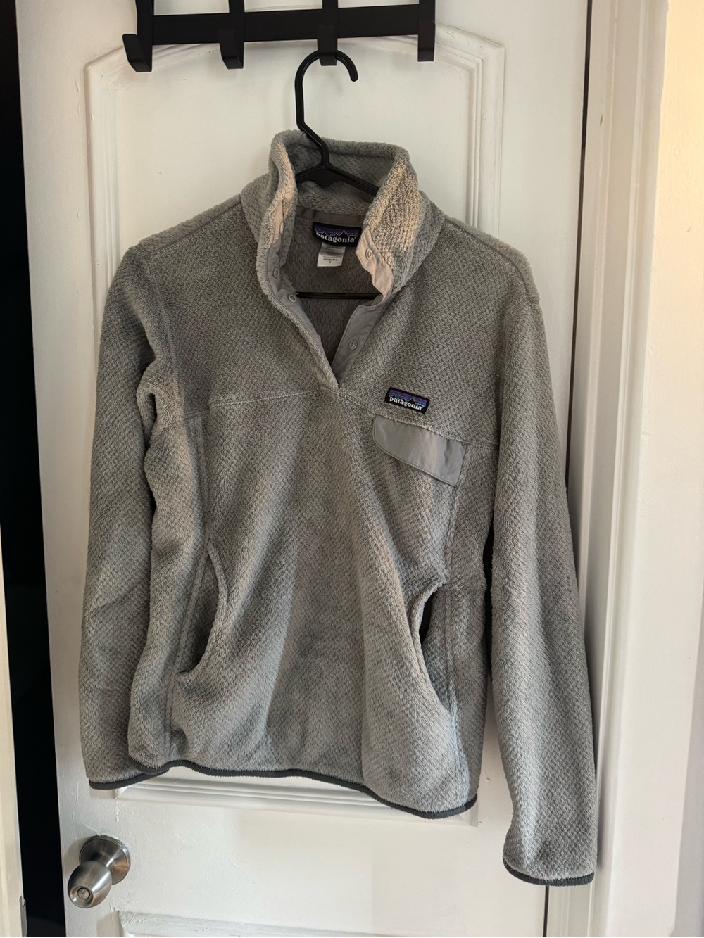 Patagonia Light Gray Women's Fleece Jacket